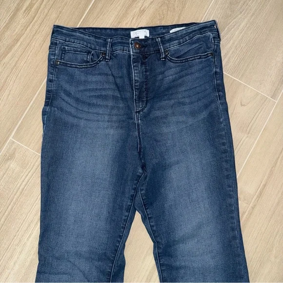 Sofia by Sofia Vergara Blue Melisa Flare Jeans Size 14 - Picture 2 of 5